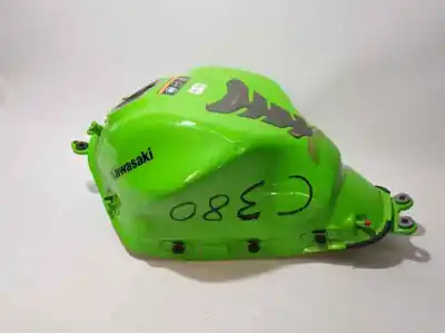 Pièce détachée automobile d'occasion réservoir de carburant pour kawasaki ninja 650 ninja 650 références oem iam   