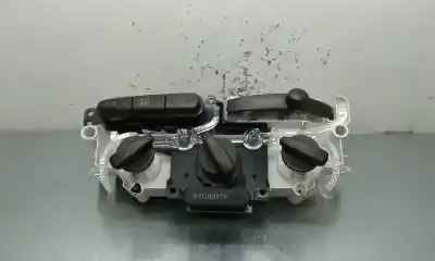 Автозапчастина б/у контроль опалення / кондиціонації для TOYOTA YARIS (NCP1/NLP1/SCP1) * Посилання на OEM IAM 758277  758277