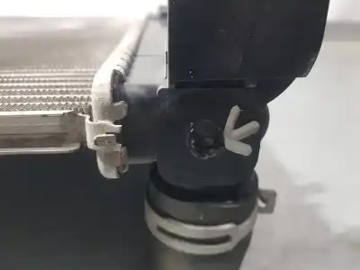 Pezzo di ricambio per auto di seconda mano radiatore d acqua per renault clio iv expression riferimenti oem iam 214107326r  