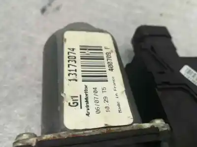 Pezzo di ricambio per auto di seconda mano alzacristalli anteriore destro per opel corsa c 1.2 16v cat (z 12 xe / lw4) riferimenti oem iam 13173074 6 pins 400709f