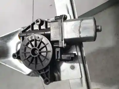 Piesă de schimb auto la mâna a doua mecanism acționare geam fațã dreapta pentru dacia duster ii essential referințe oem iam 807201952r  