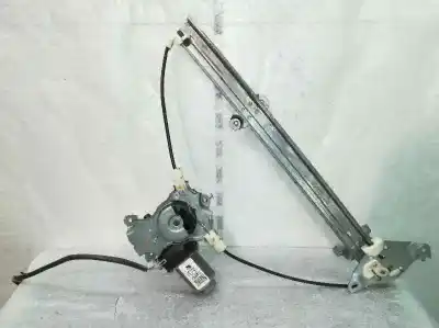 Recambio de automóvil de segunda mano de elevalunas delantero derecho para nissan primera berlina (p11) comfort referencias oem iam 400600t5  2 pins electrico