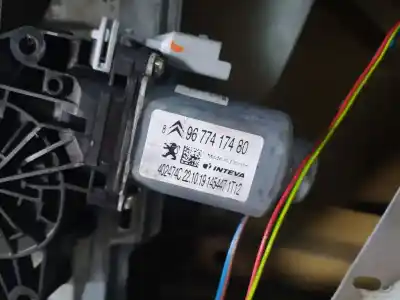 Second-hand car spare part rear right window regulator for citroen c-elysée shine oem iam references 9677417480  2 pins