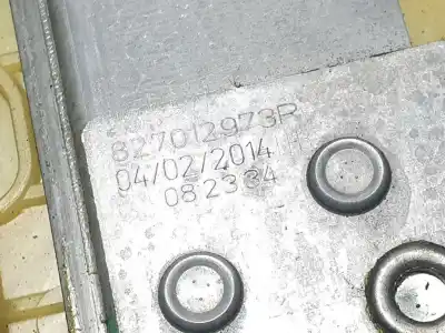 Pezzo di ricambio per auto di seconda mano alzacristalli posteriore sinistro per renault captur dynamique riferimenti oem iam 827012973r  