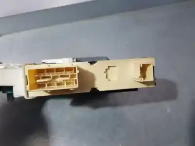 Pezzo di ricambio per auto di seconda mano motore alzacristalli anteriore destro per citroen c4 coupe lx riferimenti oem iam 997831101  