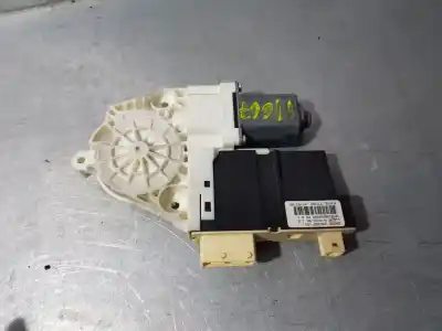 Pezzo di ricambio per auto di seconda mano motore alzacristalli anteriore destro per citroen c4 coupe lx riferimenti oem iam 997831101  