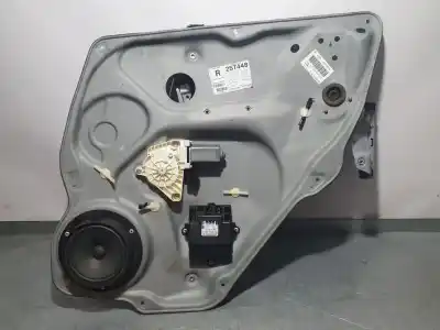 Автозапчастина б/у  для MERCEDES-BENZ CLASE B (W245)  Посилання на OEM IAM A1697301679 BROSE ELECTRICO 6 PINS 985009108