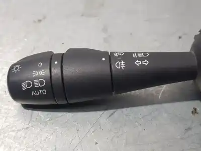 Pezzo di ricambio per auto di seconda mano controllo della luce per renault captur intens riferimenti oem iam 8201167992  