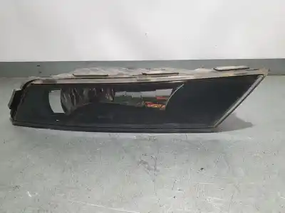 Автозапчасти б/у правая противотуманная фара за SKODA SUPERB (3V3) Active ссылки OEM IAM 3V0941700  01183602