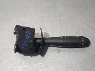 Peça sobressalente para automóvel em segunda mão Comutador De Limpa Vidros por DACIA SANDERO Ambiance Referências OEM IAM 8200792584  901057666