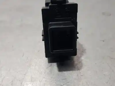 Second-hand car spare part right front power window switch for toyota corolla (e12) 1.6 16v oem iam references 37077b276c  8481002041