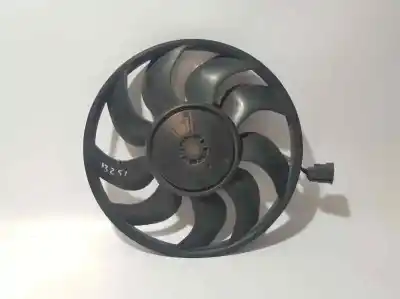 Pezzo di ricambio per auto di seconda mano elettroventola per chevrolet captiva 2.2 vcdi ltz riferimenti oem iam 3137230069