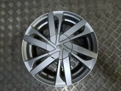 Pièce détachée automobile d'occasion jeu de jantes pour toyota aygo x-play références oem iam  aluminio 4 , 5x15 4 torn et35 