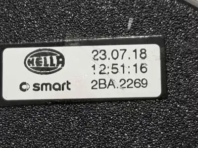 Автозапчастина б/у лівий передній пилот для smart forfour edition 1 (66kw) (453.044) посилання на oem iam 2ba2269  