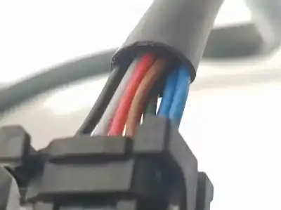 Peça sobressalente para automóvel em segunda mão espelho retrovisor esquerdo por renault clio iv business referências oem iam 963025724r  rozado 7 cables