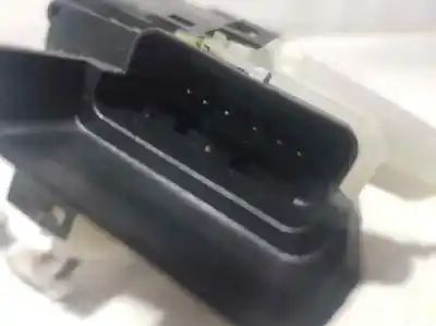 Second-hand car spare part left front door lock for citroen c3 feel oem iam references  6 pins 