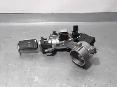 Pezzo di ricambio per auto di seconda mano  per OPEL CORSA E  Riferimenti OEM IAM 84165721  