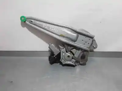 Peça sobressalente para automóvel em segunda mão elevador de vidros traseiro direito por toyota yaris active hybrid referências oem iam 