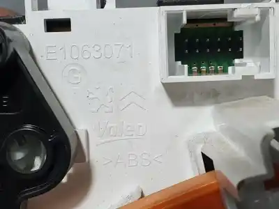 Peça sobressalente para automóvel em segunda mão comando de sofagem (chauffage / ar condicionado)  por peugeot 208 style referências oem iam   