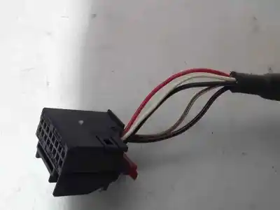 Автозапчастина б/у ліве дзеркало для audi a3 (8p) 2.0 16v fsi посилання на oem iam   5 cables
