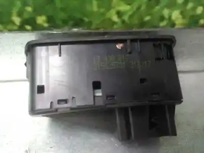 Second-hand car spare part left front power window switch for opel corsa d color edition oem iam references 13430017  
