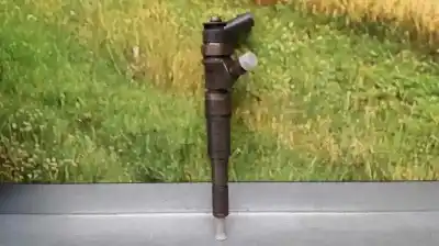 Peça sobressalente para automóvel em segunda mão  por BMW SERIE 1 BERLINA (E81/E87)  Referências OEM IAM 7794435  0445110209