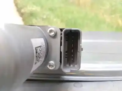 Second-hand car spare part passenger side right window regulator for citroen c4 lim. seduction oem iam references   6 pins