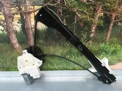 Peça sobressalente para automóvel em segunda mão elevador de vidros traseiro direito por skoda fabia ambition referências oem iam 6v0959812