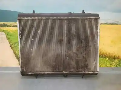 Автозапчастина б/у водяний радіатор для peugeot 307 break/sw (s2) sw pack + посилання на oem iam p9680533480  991746qe