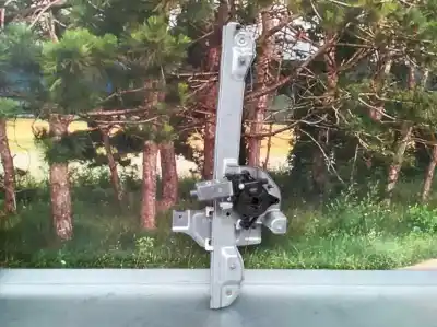 Peça sobressalente para automóvel em segunda mão  por CITROEN C3  Referências OEM IAM 9813093880  