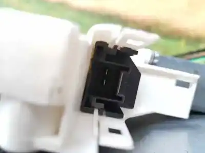 Автозапчастина б/у регулятор переднього правого скла для audi a1 sportback (8xa) ambition посилання на oem iam 8x4837462a  8x4837462a