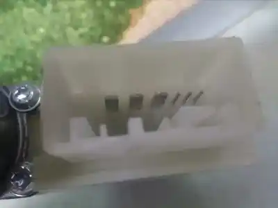 Pezzo di ricambio per auto di seconda mano motore alzacristalli posteriore sinistro per skoda rapid ambition riferimenti oem iam 5ja959811l  