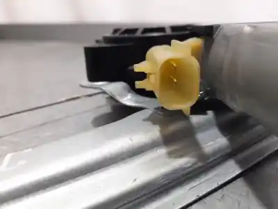 Second-hand car spare part passenger side right window regulator for opel karl edition oem iam references   