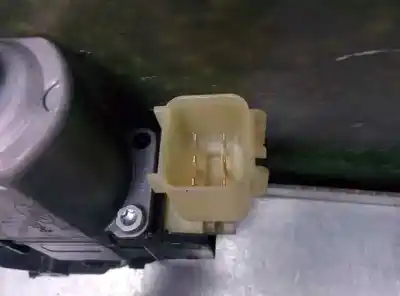 Second-hand car spare part right front window motor for ford fiesta (ccn) trend oem iam references 8a6114553b 6 pins 
