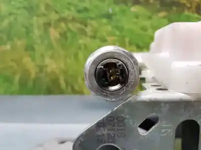 Автозапчасти б/у натяжитель левой подушки безопасности за toyota rav 4 iii (_a3_) 2.0 4wd (aca30_) ссылки oem iam 7q1410p  