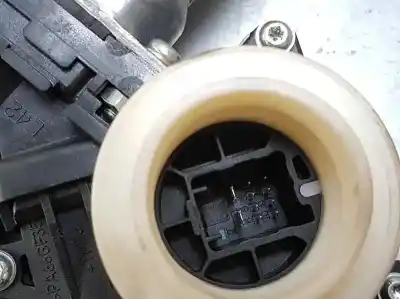 Peça sobressalente para automóvel em segunda mão elevador de vidros traseiro direito por toyota auris active referências oem iam 8572002440b  c08560103