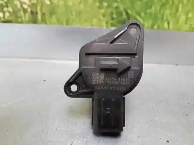 Second-hand car spare part flowmeter for toyota auris active oem iam references 2220430030  1975000030