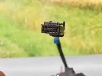 Peça sobressalente para automóvel em segunda mão espelho retrovisor direito por renault clio iv expression referências oem iam 963016264r  