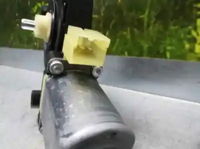 Автозапчасти б/у мотор стекла переднего правого за seat leon (5f1) fr ссылки oem iam 5q0959802b  2 pins