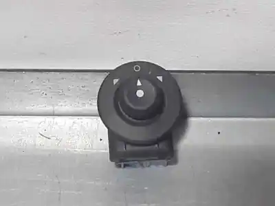 Recambio de automóvil de segunda mano de Mando Retrovisor para PEUGEOT 1007 Dolce referencias OEM IAM   