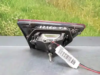 Second-hand car spare part right tailgate light for renault clio iv limited oem iam references 265509846r  