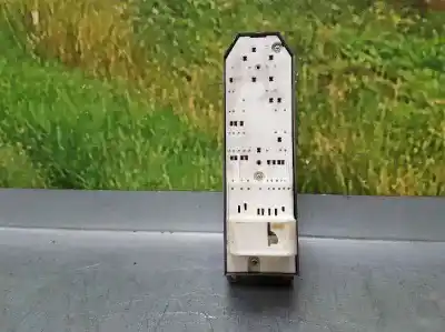 Second-hand car spare part left front power window switch for toyota auris básico oem iam references 9241a97  