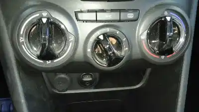 Peça sobressalente para automóvel em segunda mão comando de sofagem (chauffage / ar condicionado)  por peugeot 208 access referências oem iam 9819611577