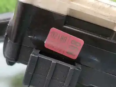 Second-hand car spare part headlights switch for toyota corolla (_e12_) 1.4 d (nde120_) oem iam references 173713 k98 02180