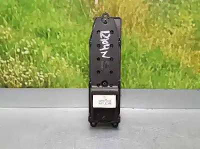 Second-hand car spare part left front power window switch for toyota corolla (_e12_) 1.4 d (nde120_) oem iam references 848020225180  54035084