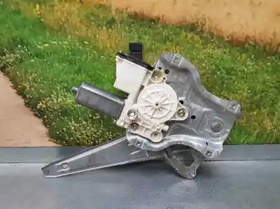 Second-hand car spare part rear right window regulator for toyota corolla (_e12_) 1.4 d (nde120_) oem iam references 