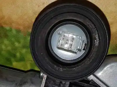 Second-hand car spare part driver left window regulator for toyota corolla (_e12_) 1.4 d (nde120_) oem iam references   7 pins