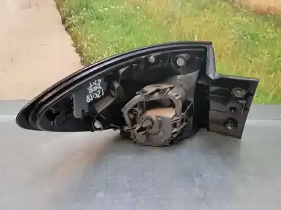 Second-hand car spare part right tailgate light for renault captur zen oem iam references 265506738r  