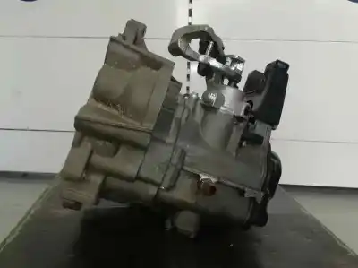 Автозапчастина б/у коробка передач для audi a1 (8xk) attraction посилання на oem iam qts 5 velocidades 16025