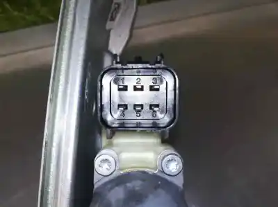 Peça sobressalente para automóvel em segunda mão elevador de vidros traseiro direito por ford focus lim. (cb8) trend referências oem iam bm51a27000be  6 pins